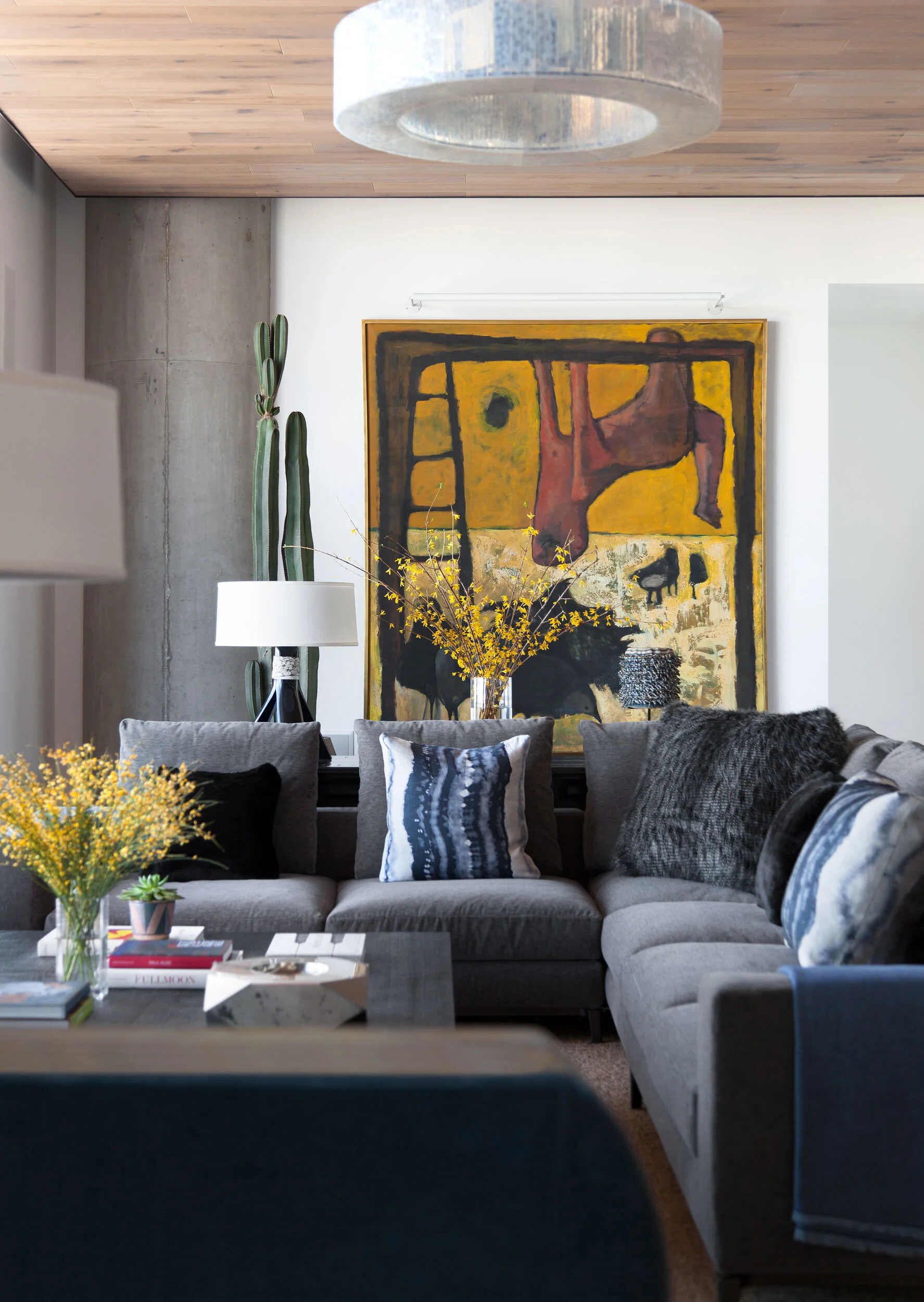 Home World Design — Cravotta Interiors Reimagines the Comforts of Home in an Austin High-Rise (1 of 18)