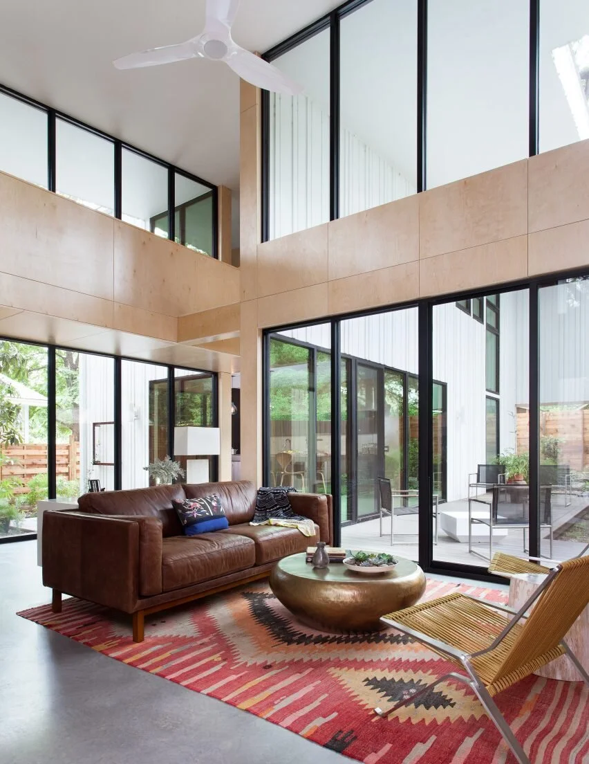 Dezeen — Vertical strips surround white Barcode House in Austin by Webber + Studio (8 of 12)